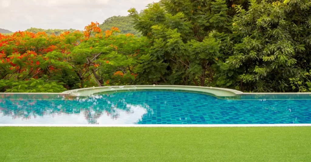 7 Benefits of Using Artificial Turf for Pool Landscaping - Magnolia Turf