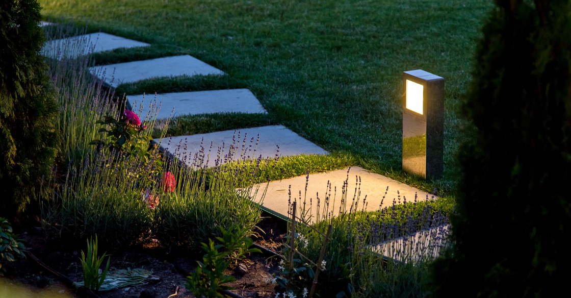 Paver walkway with lighting