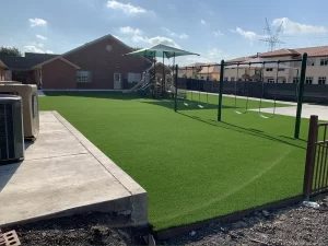 5 Pros and Cons of Artificial Turf and Natural Grass