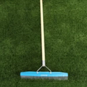 Grandi Groom Turf Rake